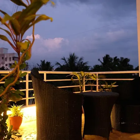 Green Roof - Family Room Kolhapur Exterior photo