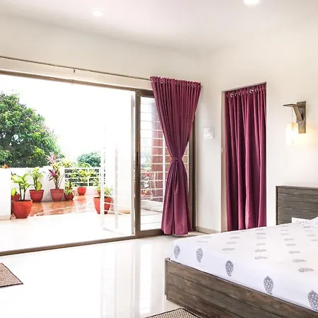 Green Roof - Family Room Kolhapur Exterior photo