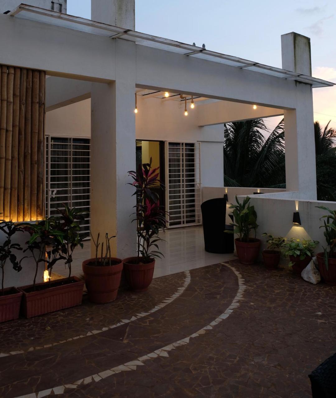 Roof - Family Apartment *
